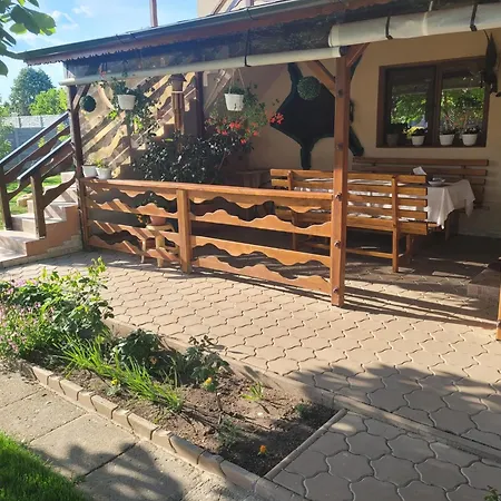 招待所 Casa Viviana 4*