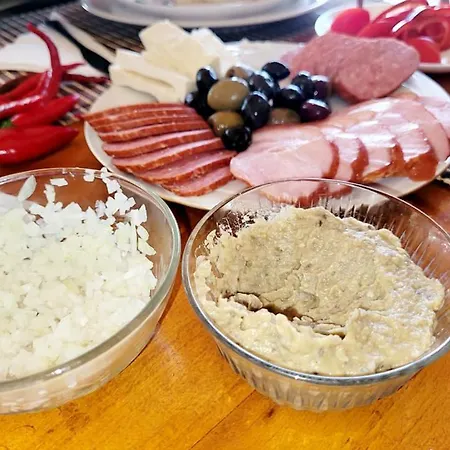 Vendégház Casa Viviana 4*